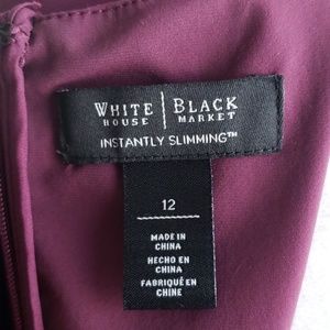 Burgundy fitted dress. Slimming. Square neck.